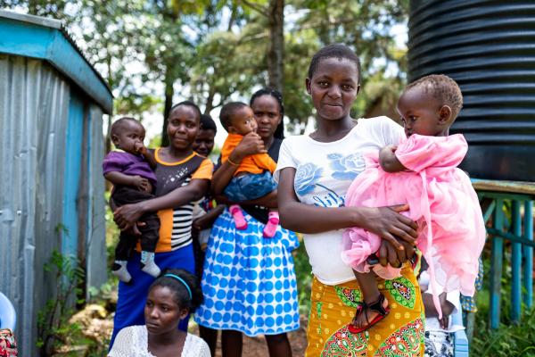 Kenyan mothers and babies